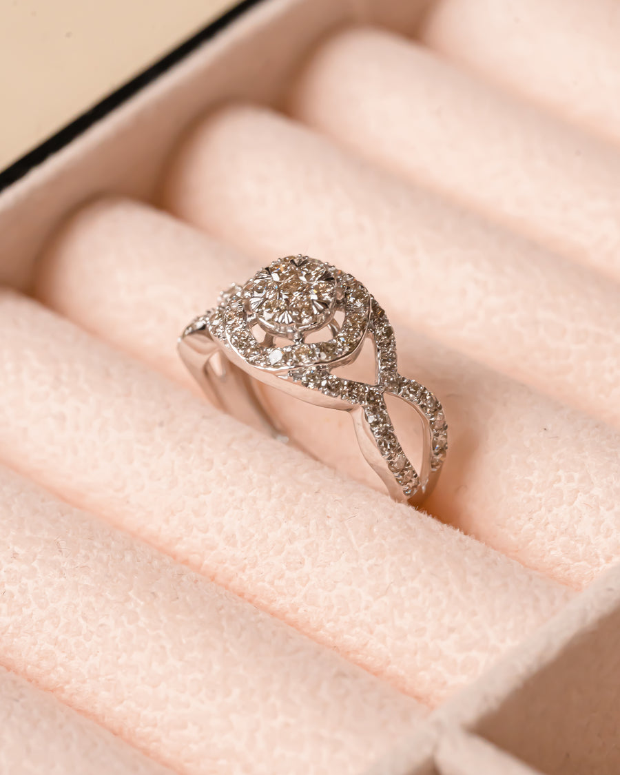 Graceful Diamond Ring